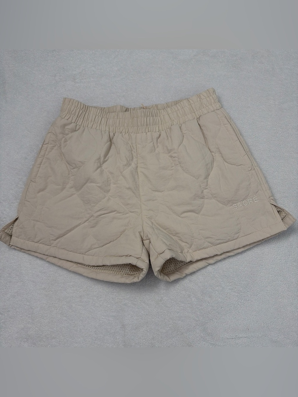 Quilted Cream Women's Shorts